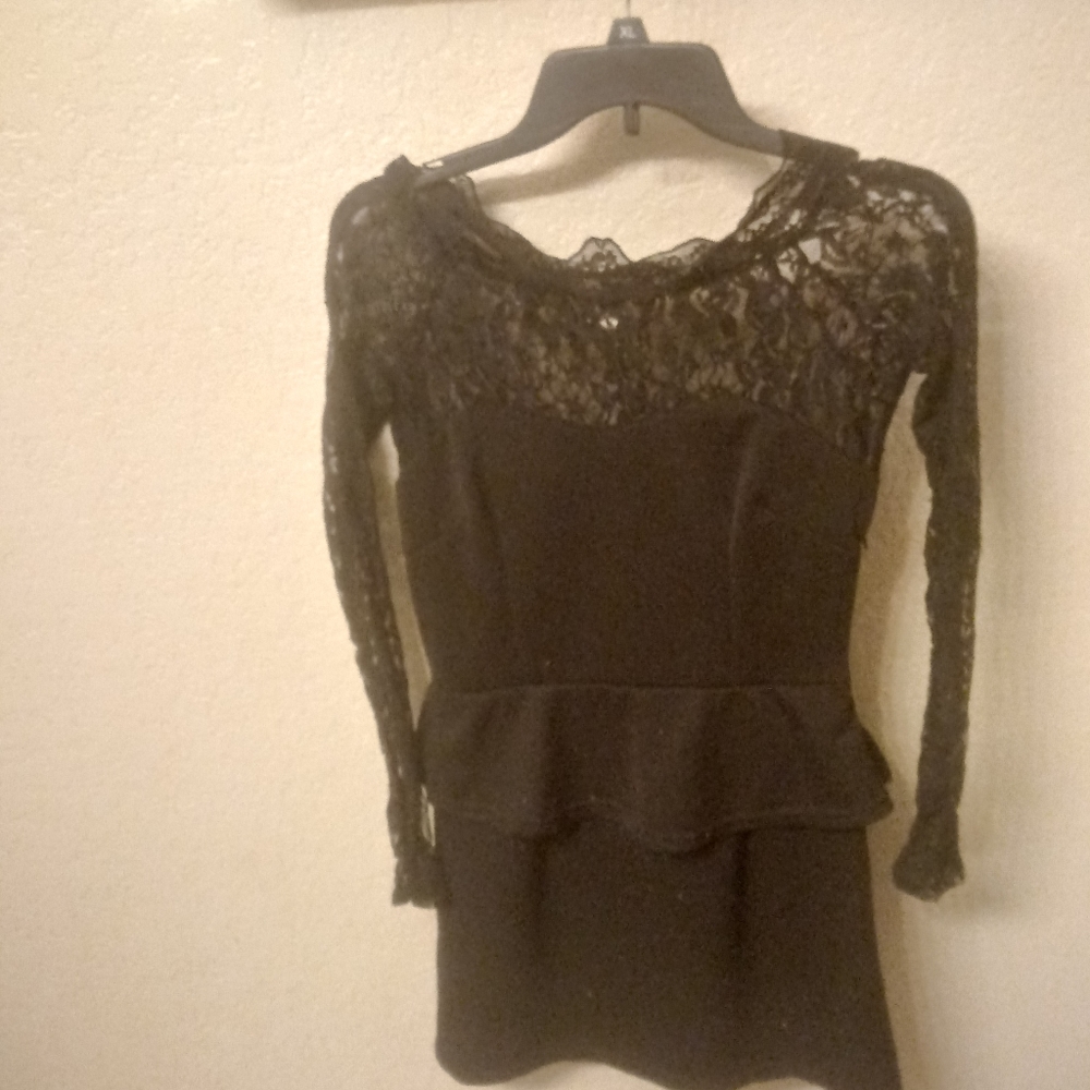 Dress - Picture 2 of 3